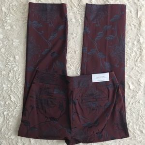 Ann Taylor Navy & Maroon Floral Ankle Pant